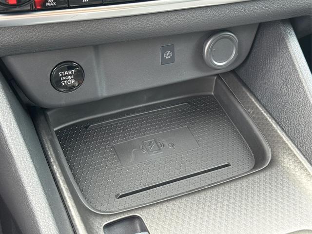 Nissan / Qashqai / Grau / / / EL.HECKKL+HEAD-UP+KAMERA+ACC+PDC+SHZ+LED 
