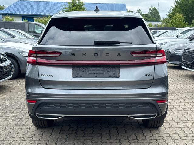 Skoda / Kodiaq / Grau / / / 4x4+AHK+PANO+KAMERA+EL. HECKKL.+NAVI+20 LM