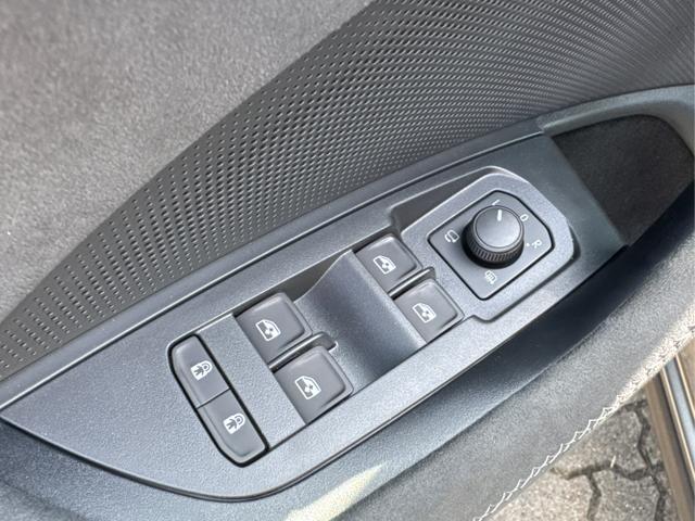 Skoda / Kodiaq / Grau / / / 4x4+AHK+KAMERA+EL. HECKKL.+PDC+NAVI+19 LM