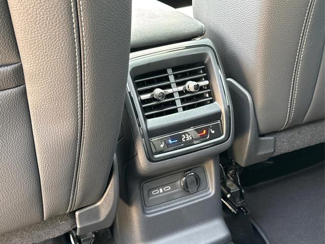 Skoda / Kodiaq / Grau / / / 4x4+AHK+PANO+KAMERA+EL. HECKKL.+NAVI+20 LM