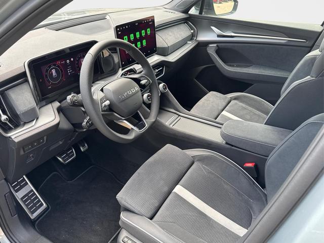 Skoda / Kodiaq / Silber / / / 4x4+AHK+KAMERA+EL. HECKKL.+PDC+NAVI+19 LM