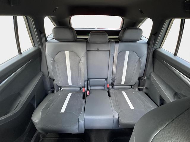 Skoda / Kodiaq / Silber / / / 4x4+AHK+KAMERA+EL. HECKKL.+PDC+NAVI+19 LM