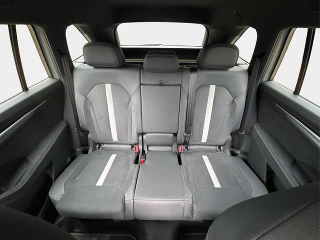 Skoda / Kodiaq / Grau / / / 4x4+AHK+KAMERA+EL. HECKKL.+PDC+NAVI+19 LM