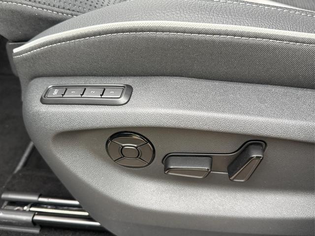 Skoda / Kodiaq / Grau / / / 4x4+AHK+KAMERA+EL. HECKKL.+PDC+NAVI+19 LM