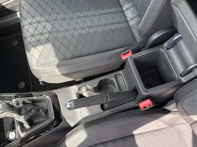 Volkswagen / T-Cross / / / / AHK+NAVI+MATRIX+SHZ+ACC+KAMERA+18'' ALU, Beispielbilder, ggf. teilweise mit Sonderausstattung