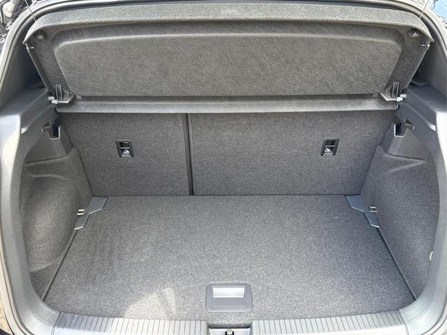 Volkswagen / T-Cross / / / / AHK+NAVI+MATRIX+SHZ+ACC+KAMERA+18'' ALU, Beispielbilder, ggf. teilweise mit Sonderausstattung