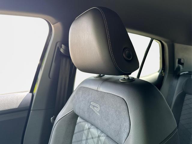 Volkswagen / T-Cross / / / / AHK+NAVI+MATRIX+SHZ+ACC+KAMERA+18'' ALU, Beispielbilder, ggf. teilweise mit Sonderausstattung