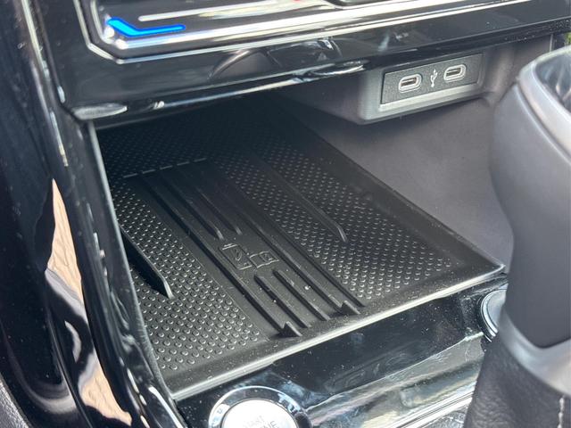 Volkswagen / T-Cross / / / / AHK+NAVI+MATRIX+SHZ+ACC+KAMERA+18'' ALU, Beispielbilder, ggf. teilweise mit Sonderausstattung