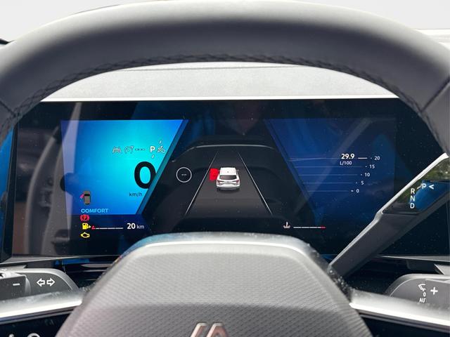 Renault / Austral / Schwarz / / / NAVI+LED+KAMERA+elektr.HECKKL.+19LM