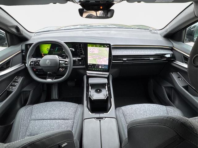 Renault / Austral / Grau / / / NAVI+LED+KAMERA+elektr.HECKKL.+19LM