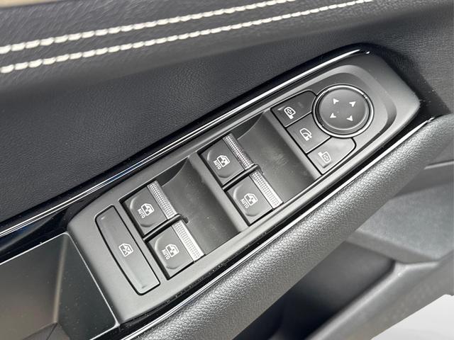 Renault / Austral / Grau / / / NAVI+LED+KAMERA+elektr.HECKKL.+19LM