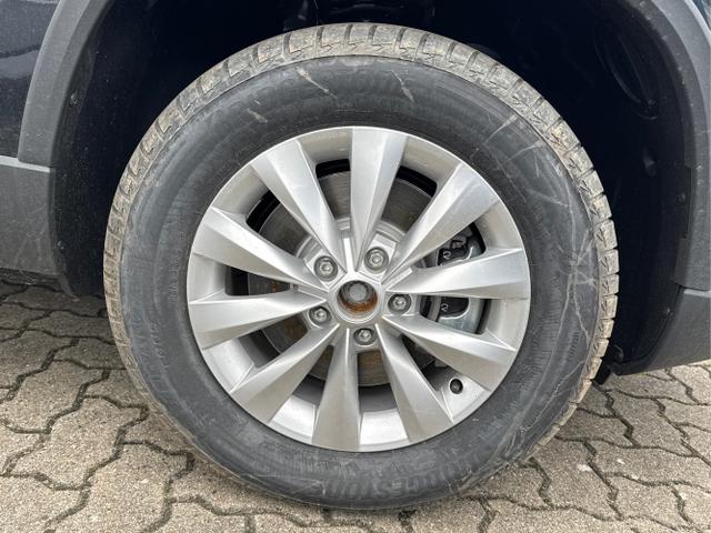 Skoda / Karoq / Schwarz / / / AHK+el.HECKKLAPPE+KAMERA+PDC+ACC, Beispielbilder, ggf. teilweise mit Sonderausstattung