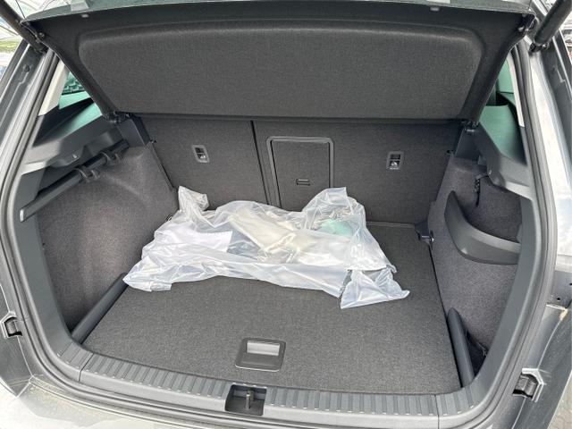 Skoda / Karoq / / / / AHK+el.HECKKLAPPE+KAMERA+PDC+ACC, Beispielbilder, ggf. teilweise mit Sonderausstattung
