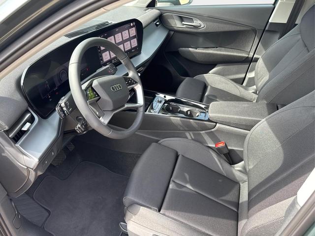 Audi / Q3 Sportback / / / / MJ 2026 PANO+AHK+NAVI+KAMERA+EL. HECKKL.+LED+18 LM, Beispielbilder, ggf. teilweise mit Sonderausstattung