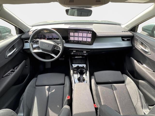 Audi / Q3 Sportback / / / / MJ 2026 PANO+AHK+NAVI+KAMERA+EL. HECKKL.+LED+18 LM, Beispielbilder, ggf. teilweise mit Sonderausstattung
