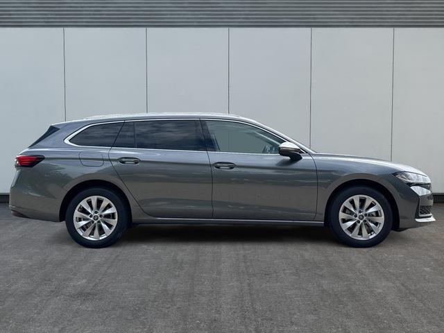 Skoda / Superb Combi / / / / DSG+ NAVI+AHK+EL. HECKKL.+KESSY+SHZ V+H, Beispielbilder, ggf. teilweise mit Sonderausstattung