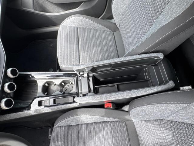 Skoda / Superb Combi / / / / DSG+ NAVI+AHK+EL. HECKKL.+KESSY+SHZ V+H, Beispielbilder, ggf. teilweise mit Sonderausstattung