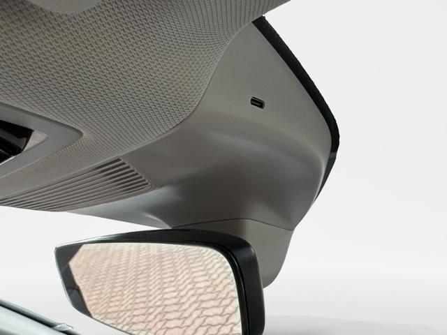 Skoda / Superb Combi / / / / DSG+ NAVI+AHK+EL. HECKKL.+KESSY+SHZ V+H, Beispielbilder, ggf. teilweise mit Sonderausstattung