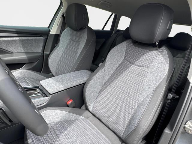 Skoda / Superb Combi / / / / DSG+ NAVI+AHK+EL. HECKKL.+KESSY+SHZ V+H, Beispielbilder, ggf. teilweise mit Sonderausstattung