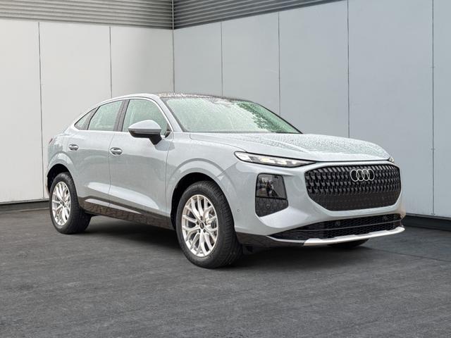 Audi / Q3 Sportback / / / / MJ 2026+NAVI+KAMERA+PANO+AHK+PDC+EL. HECKKL.+LED+18 LM