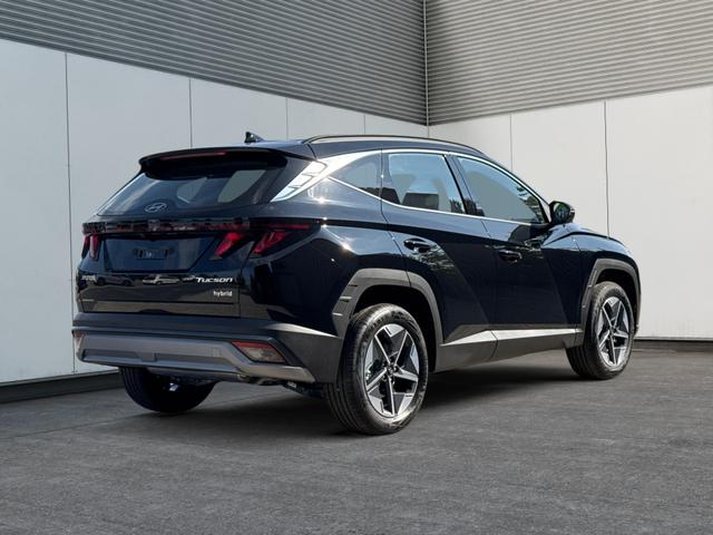 Hyundai / TUCSON / Schwarz / / / Hybrid NAVI+KAMERA+SHZ+LED+TEMPOMAT+17 ALU+PDC, Beispielbilder, ggf. teilweise mit Sonderausstattung