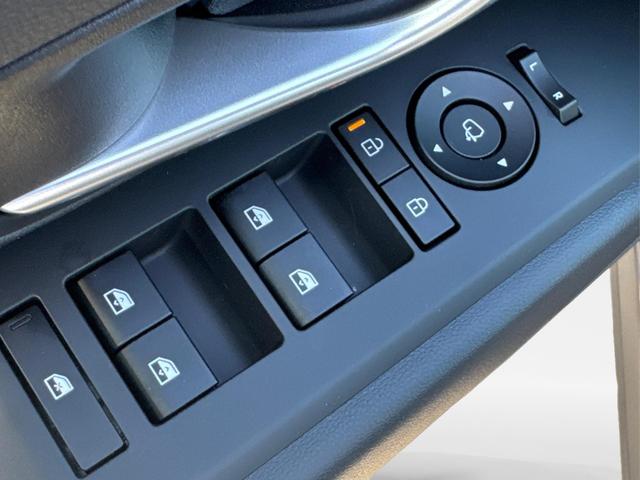 Hyundai / TUCSON / Schwarz / / / Hybrid NAVI+KAMERA+SHZ+LED+TEMPOMAT+17 ALU+PDC, Beispielbilder, ggf. teilweise mit Sonderausstattung