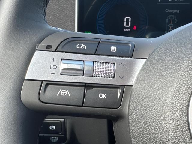 Hyundai / TUCSON / Schwarz / / / Hybrid NAVI+KAMERA+SHZ+LED+TEMPOMAT+17 ALU+PDC, Beispielbilder, ggf. teilweise mit Sonderausstattung