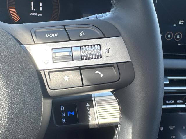 Hyundai / TUCSON / Schwarz / / / Hybrid NAVI+KAMERA+SHZ+LED+TEMPOMAT+17 ALU+PDC, Beispielbilder, ggf. teilweise mit Sonderausstattung