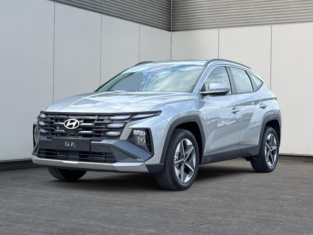 TUCSON - Style Hybrid NAVI+KAMERA+SHZ+LED+TEMPOMAT+17" ALU+PDC