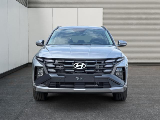 Hyundai / TUCSON / Silber / / / Hybrid NAVI+KAMERA+SHZ+LED+TEMPOMAT+17 ALU+PDC, Beispielbilder, ggf. teilweise mit Sonderausstattung