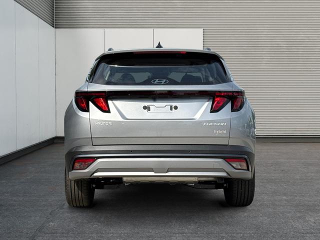 Hyundai / TUCSON / Silber / / / Hybrid NAVI+KAMERA+SHZ+LED+TEMPOMAT+17 ALU+PDC, Beispielbilder, ggf. teilweise mit Sonderausstattung
