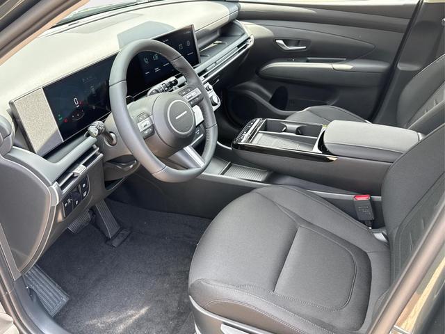 Hyundai / TUCSON / Gr&uuml;n / / / Hybrid NAVI+KAMERA+SHZ+LED+TEMPOMAT+17 ALU+PDC, Beispielbilder, ggf. teilweise mit Sonderausstattung