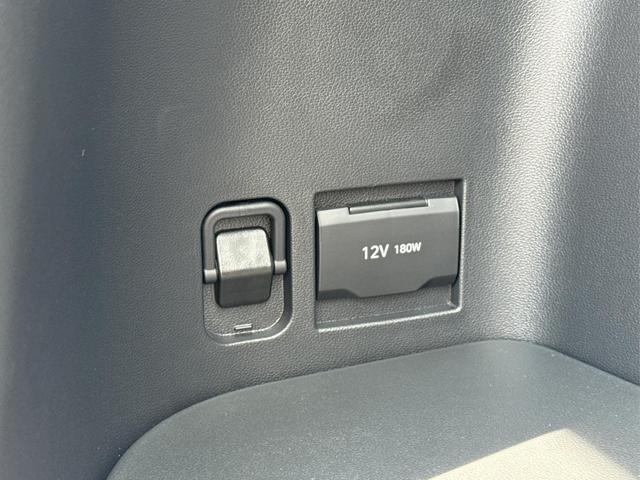 Hyundai / TUCSON / Gr&uuml;n / / / Hybrid NAVI+KAMERA+SHZ+LED+TEMPOMAT+17 ALU+PDC, Beispielbilder, ggf. teilweise mit Sonderausstattung