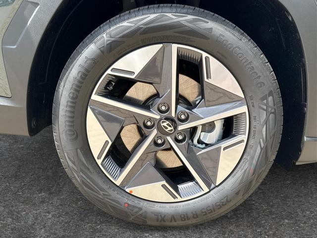 Hyundai / TUCSON / Gr&uuml;n / / / Hybrid NAVI+KAMERA+SHZ+LED+TEMPOMAT+17 ALU+PDC, Beispielbilder, ggf. teilweise mit Sonderausstattung