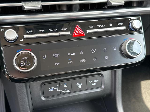 Hyundai / TUCSON / Gr&uuml;n / / / Hybrid NAVI+KAMERA+SHZ+LED+TEMPOMAT+17 ALU+PDC, Beispielbilder, ggf. teilweise mit Sonderausstattung