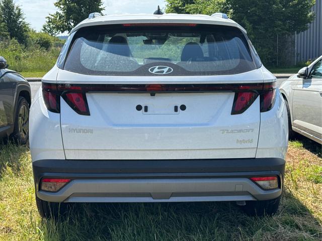 Hyundai / TUCSON / Wei&szlig; / / / Hybrid NAVI+KAMERA+SHZ+LED+TEMPOMAT+17 ALU+PDC, Beispielbilder, ggf. teilweise mit Sonderausstattung