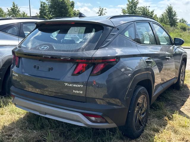 Hyundai / TUCSON / Grau / / / Hybrid NAVI+KAMERA+SHZ+LED+TEMPOMAT+17 ALU+PDC, Beispielbilder, ggf. teilweise mit Sonderausstattung