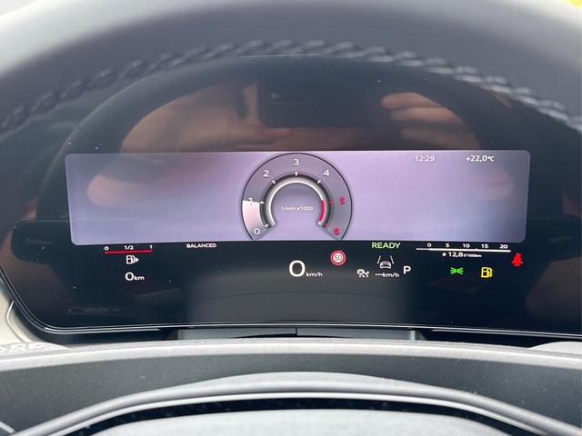 Audi / Q3 / Schwarz / / / KAMERA+NAVI+PDC+EL.HECKKL.+LED+17LM