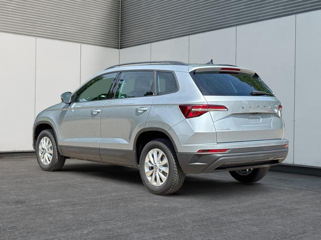 Skoda / Karoq / Silber / / / AHK+el.HECKKLAPPE+KAMERA+PDC+ACC, Beispielbilder, ggf. teilweise mit Sonderausstattung
