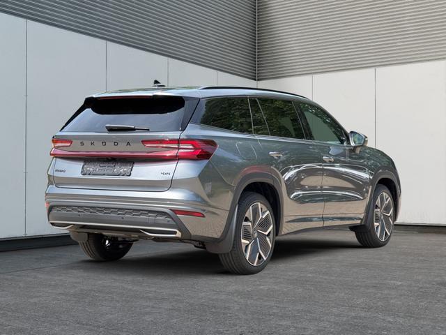 Skoda / Kodiaq / Grau / / / 4x4+AHK+PANO+KAMERA+EL. HECKKL.+NAVI+20 LM