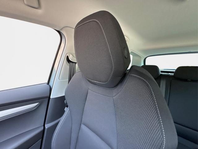 Skoda / Karoq / Silber / / / AHK+el.HECKKLAPPE+KAMERA+PDC+ACC, Beispielbilder, ggf. teilweise mit Sonderausstattung