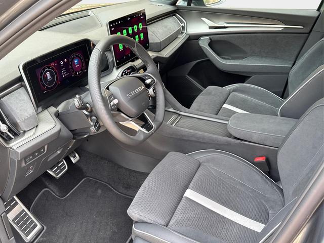Skoda / Kodiaq / Grau / / / 4x4+AHK+PANO+KAMERA+EL. HECKKL.+NAVI+20 LM