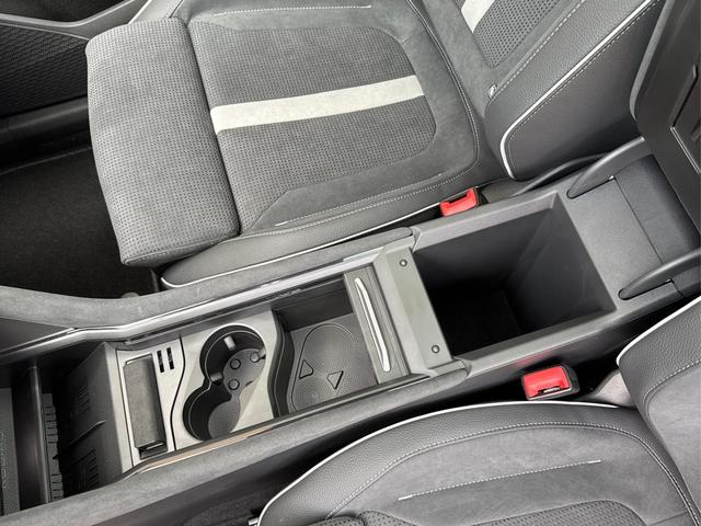 Skoda / Kodiaq / Grau / / / 4x4+AHK+PANO+KAMERA+EL. HECKKL.+NAVI+20 LM