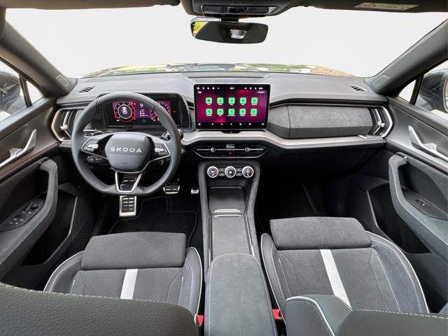 Skoda / Kodiaq / Grau / / / 4x4+AHK+PANO+KAMERA+EL. HECKKL.+NAVI+20 LM