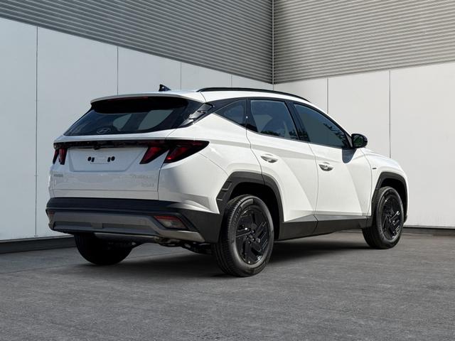 Hyundai / TUCSON / Wei&szlig; / / / Hybrid NAVI+KAMERA+SHZ+LED+TEMPOMAT+17 ALU+PDC, Beispielbilder, ggf. teilweise mit Sonderausstattung