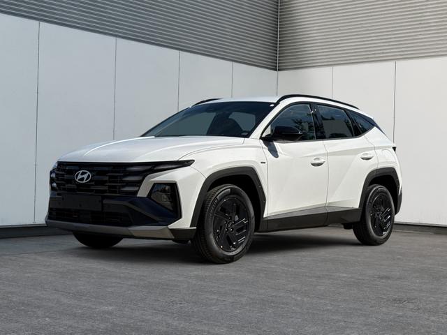 Hyundai TUCSON - Blackline Hybrid NAVI+KAMERA+SHZ+LED+TEMPOMAT+17" ALU+PDC