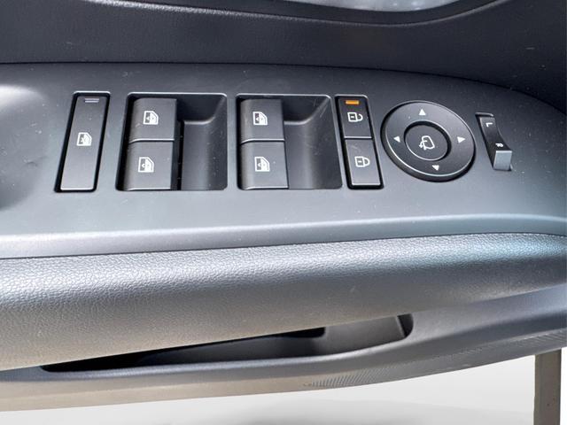 Hyundai / TUCSON / Wei&szlig; / / / Hybrid NAVI+KAMERA+SHZ+LED+TEMPOMAT+17 ALU+PDC, Beispielbilder, ggf. teilweise mit Sonderausstattung