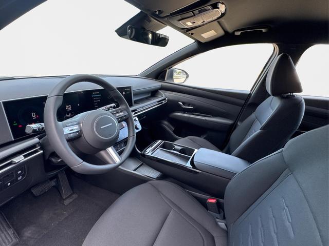 Hyundai / TUCSON / Wei&szlig; / / / Hybrid NAVI+KAMERA+SHZ+LED+TEMPOMAT+17 ALU+PDC, Beispielbilder, ggf. teilweise mit Sonderausstattung