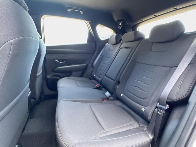 Hyundai / TUCSON / Wei&szlig; / / / Hybrid NAVI+KAMERA+SHZ+LED+TEMPOMAT+17 ALU+PDC, Beispielbilder, ggf. teilweise mit Sonderausstattung
