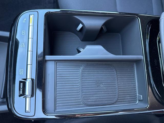 Hyundai / TUCSON / Grau / / / Hybrid NAVI+KAMERA+SHZ+LED+TEMPOMAT+17 ALU+PDC, Beispielbilder, ggf. teilweise mit Sonderausstattung